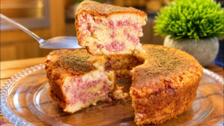 Bolo de Calabresa com Mussarela Fofinho e Fácil: Receita Irresistível para o Lanche
