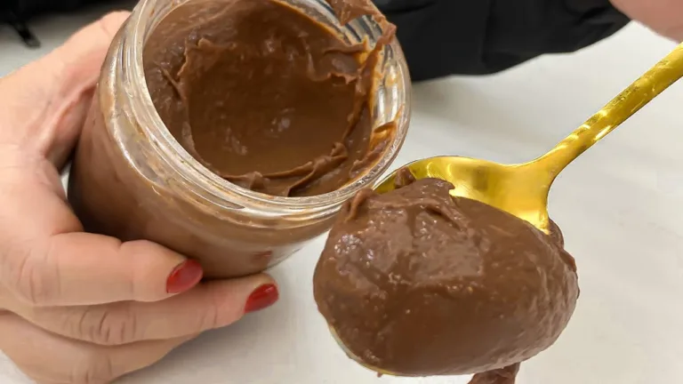 Doce de Banana Sem Açúcar com Cacau: Brigadeiro Saudável de Colher