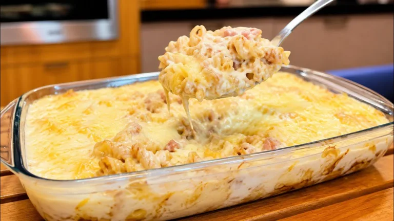 Como Fazer Macarrão Cremoso com Bacon e Calabresa: Receita Fácil e Deliciosa