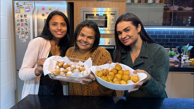 Como Fazer Rosquinhas Fritas Caseiras Fofinhas e Econômicas